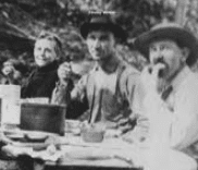 Jimmy Wilder (middle)